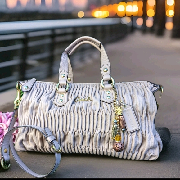 Coach Putty Gathered Leather Ashley Satchel Handbag Purse 23966 - Picture 1 of 11
